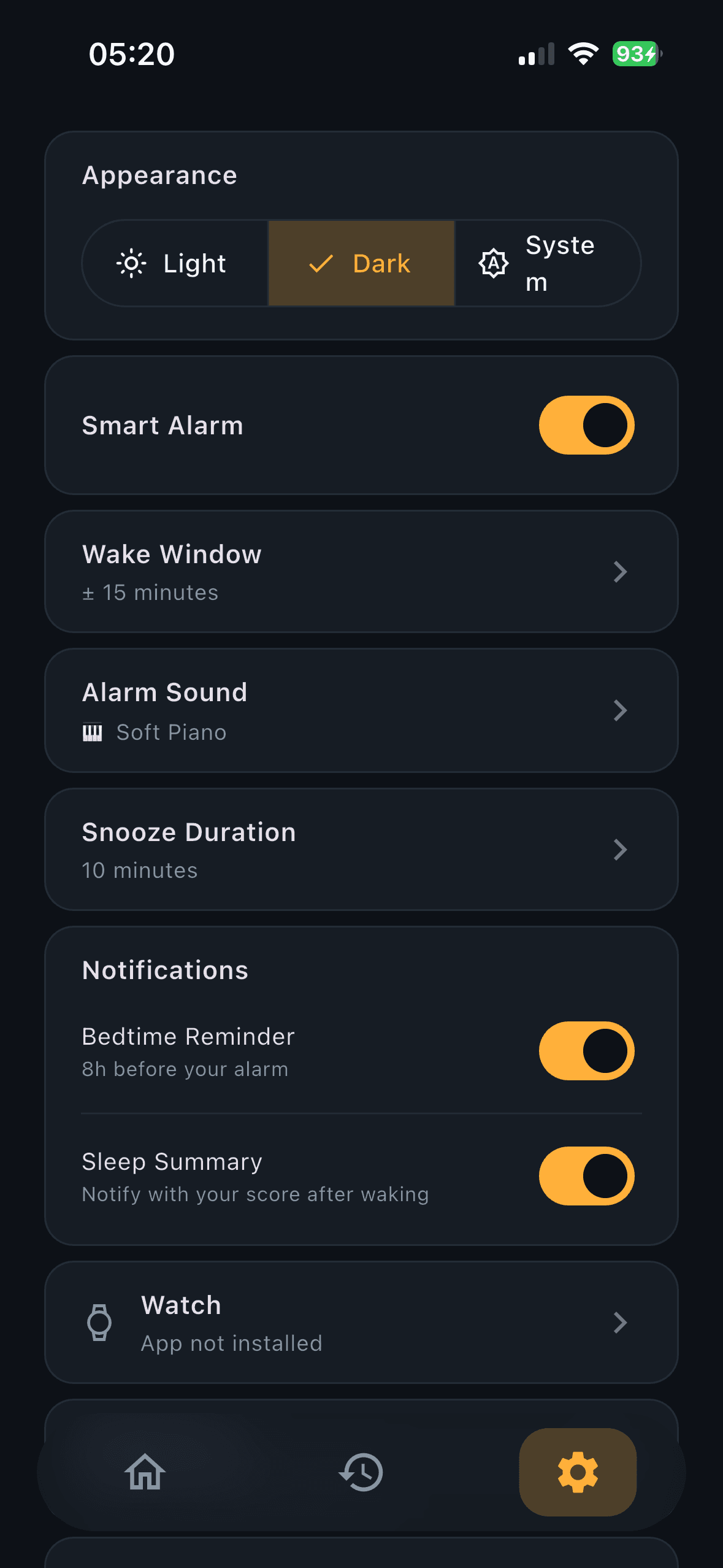 PhaseWake Settings screen: appearance, Smart Alarm, wake window, alarm sound, snooze duration and notification toggles